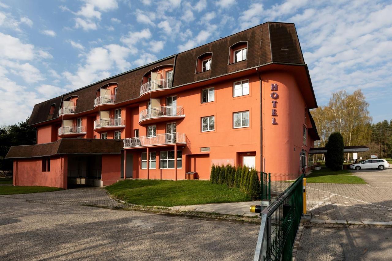 Hotel Svet Třeboň Exteriör bild