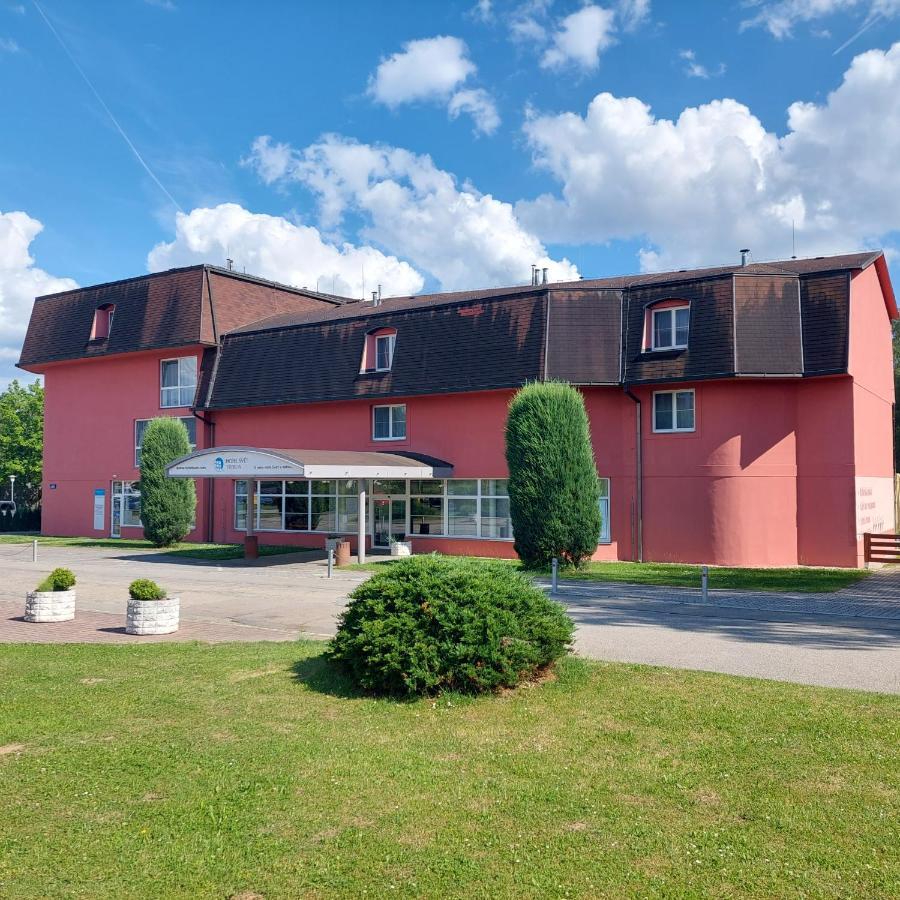 Hotel Svet Třeboň Exteriör bild